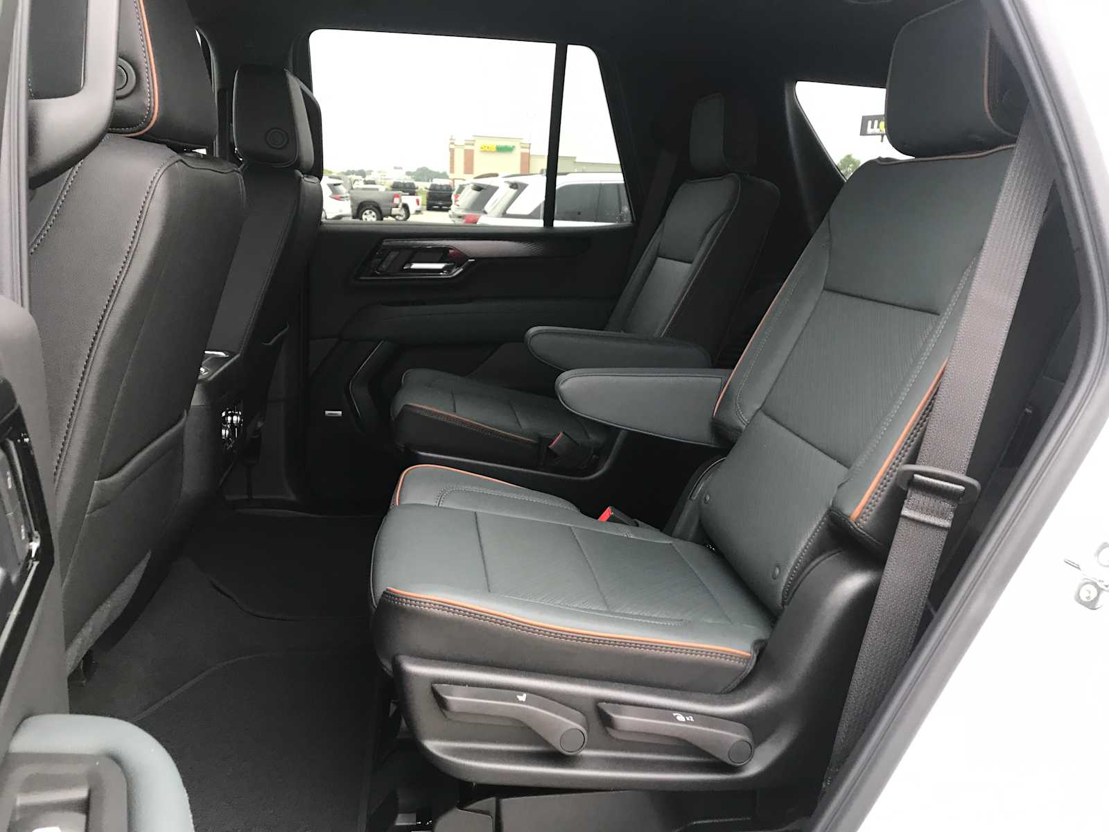 2026 GMC Yukon AT4 - Photo 26