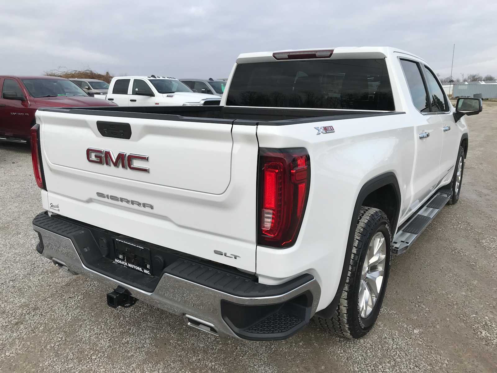 2021 GMC Sierra 1500 SLT - Photo 7