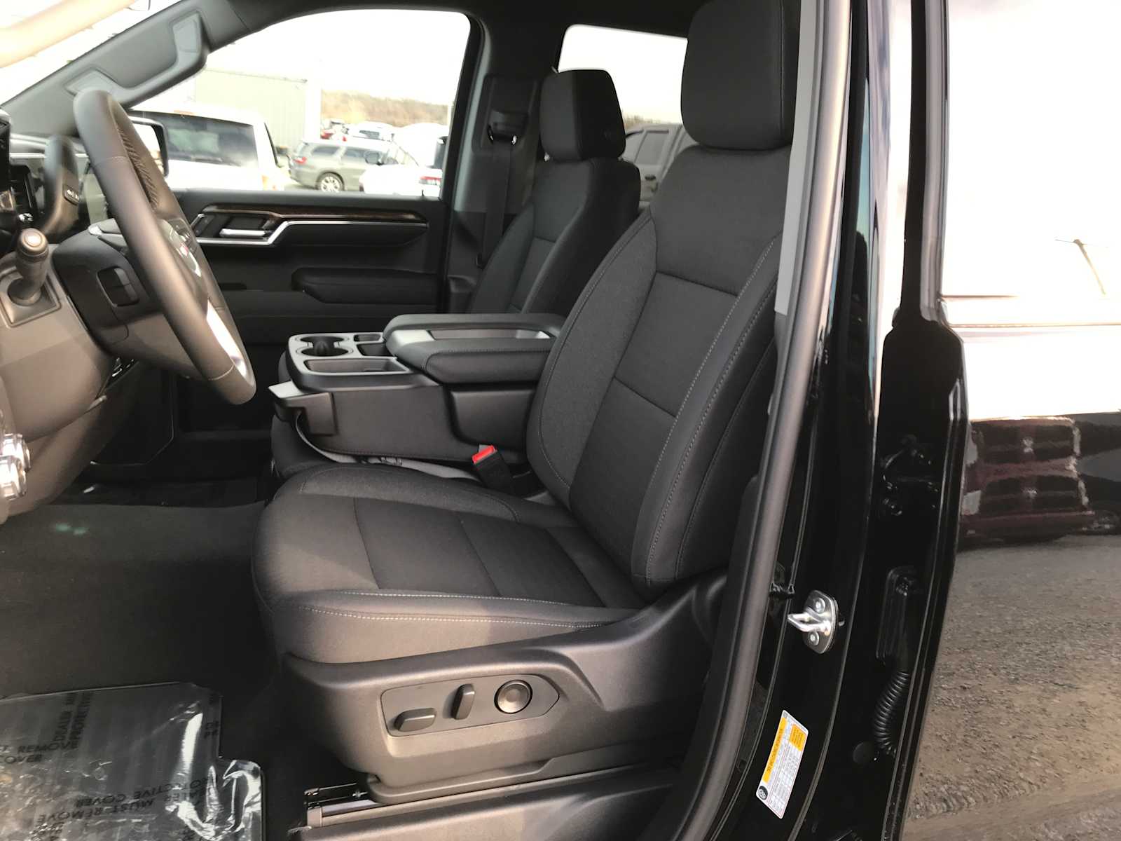 2026 GMC Sierra 1500 SLE - Photo 14