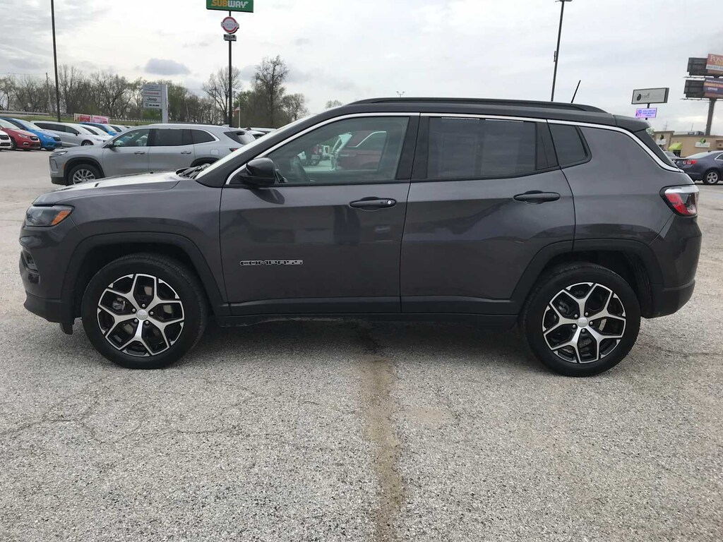 Used 2024 Jeep Compass Limited