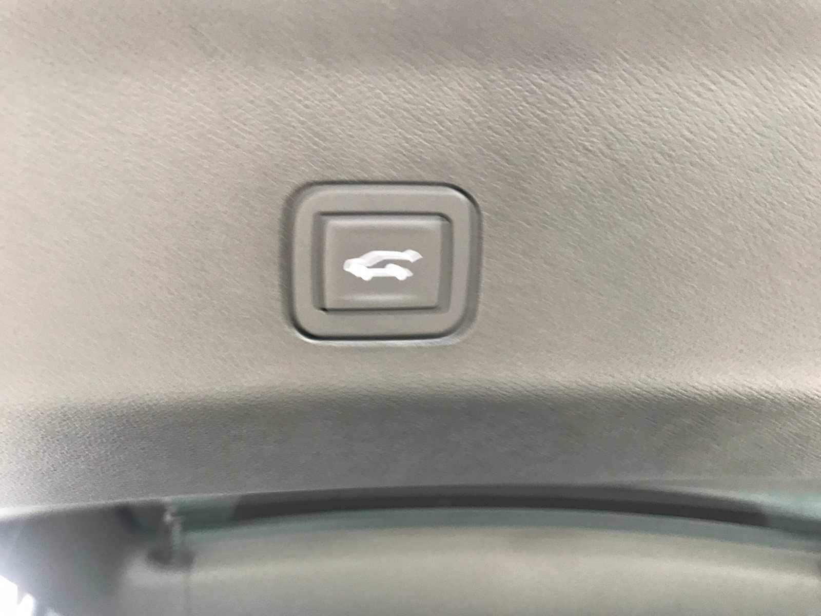 2026 GMC Yukon AT4 - Photo 31