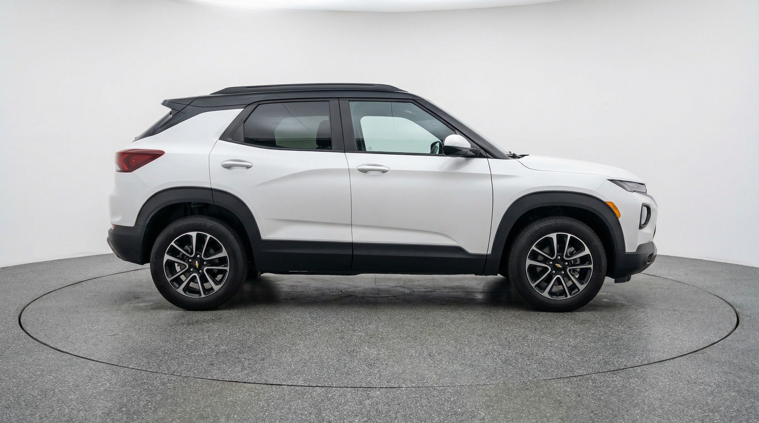 Thumbnail: 2025 Chevrolet TrailBlazer - 8