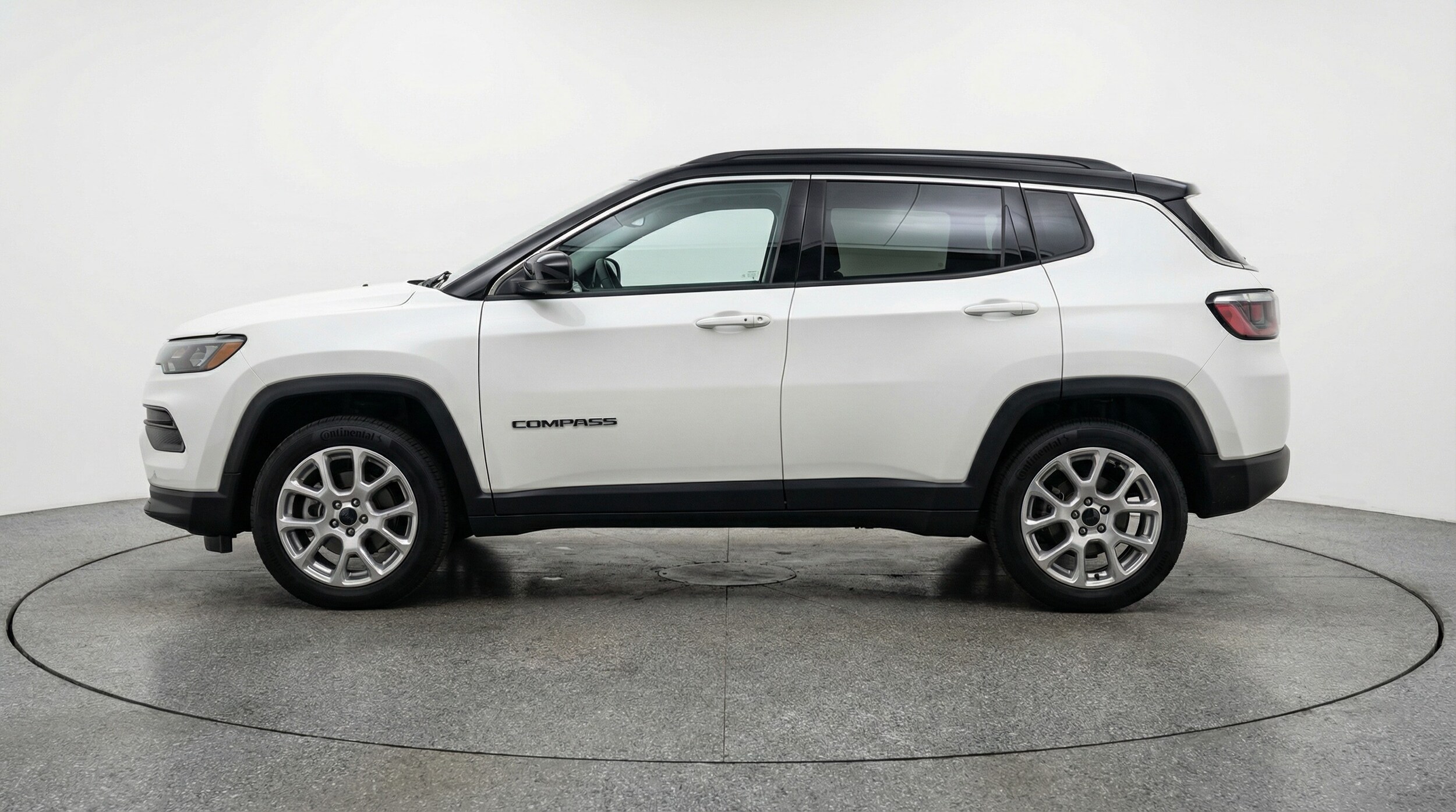 Thumbnail: 2025 Jeep Compass - 4