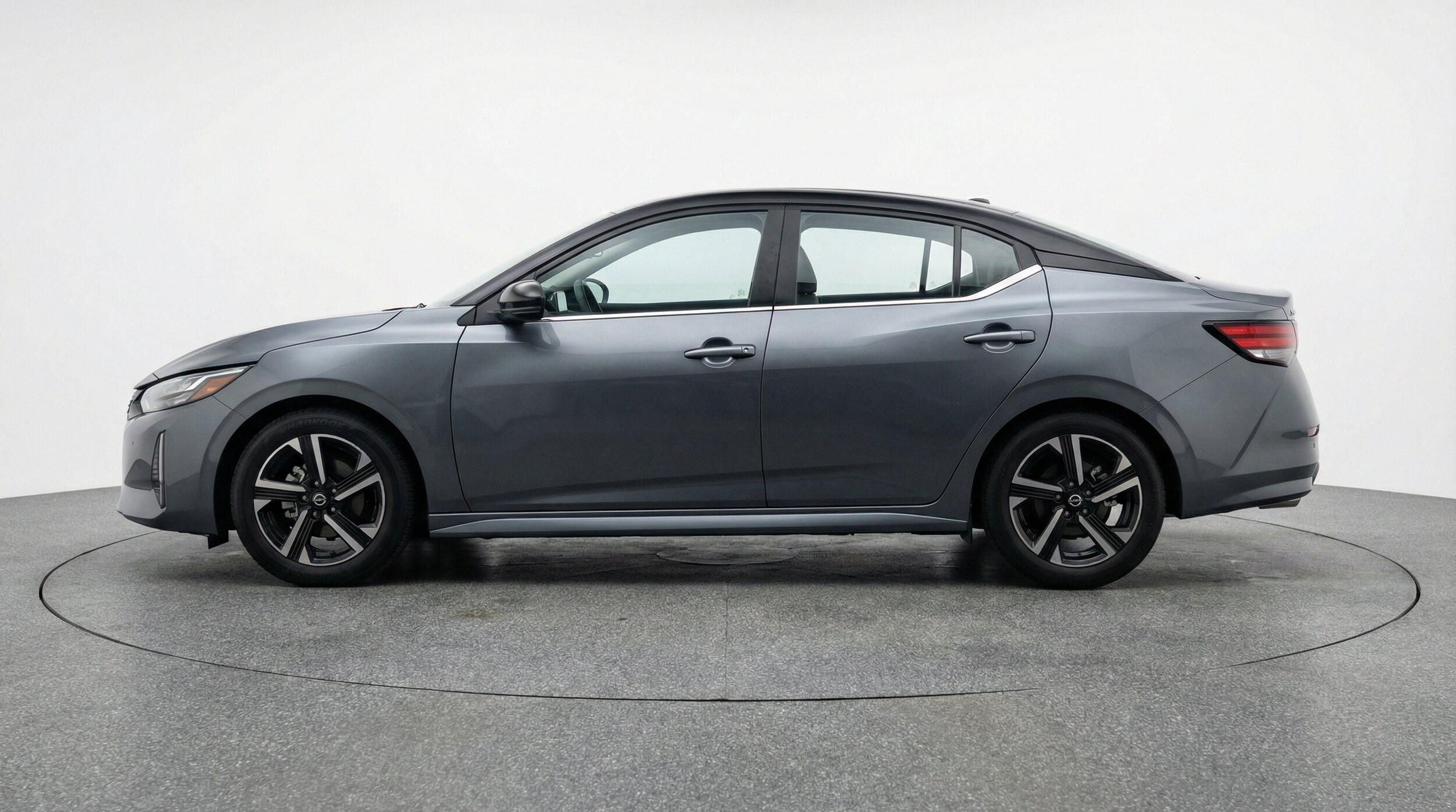 Thumbnail: 2025 Nissan Sentra - 5