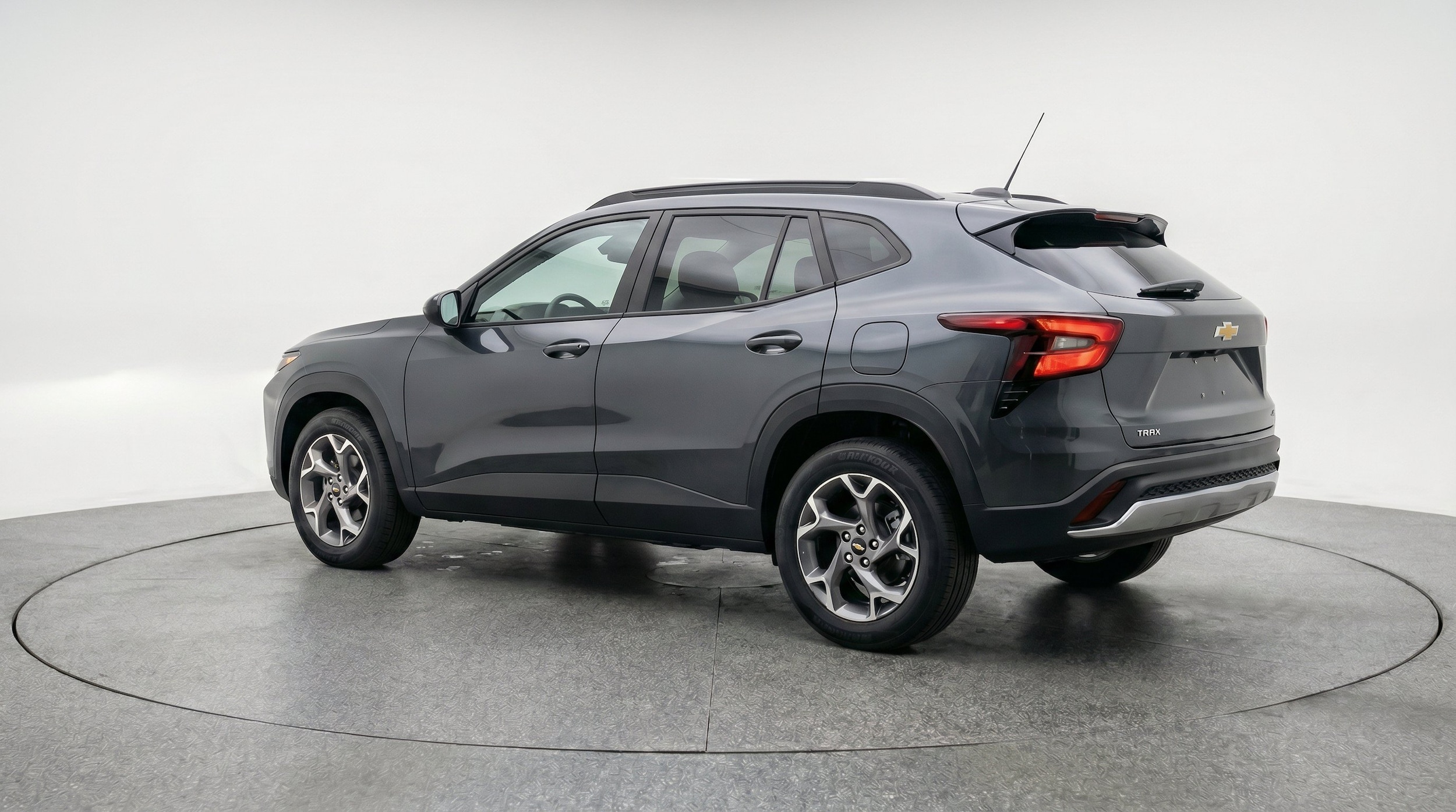Thumbnail: 2025 Chevrolet Trax - 6
