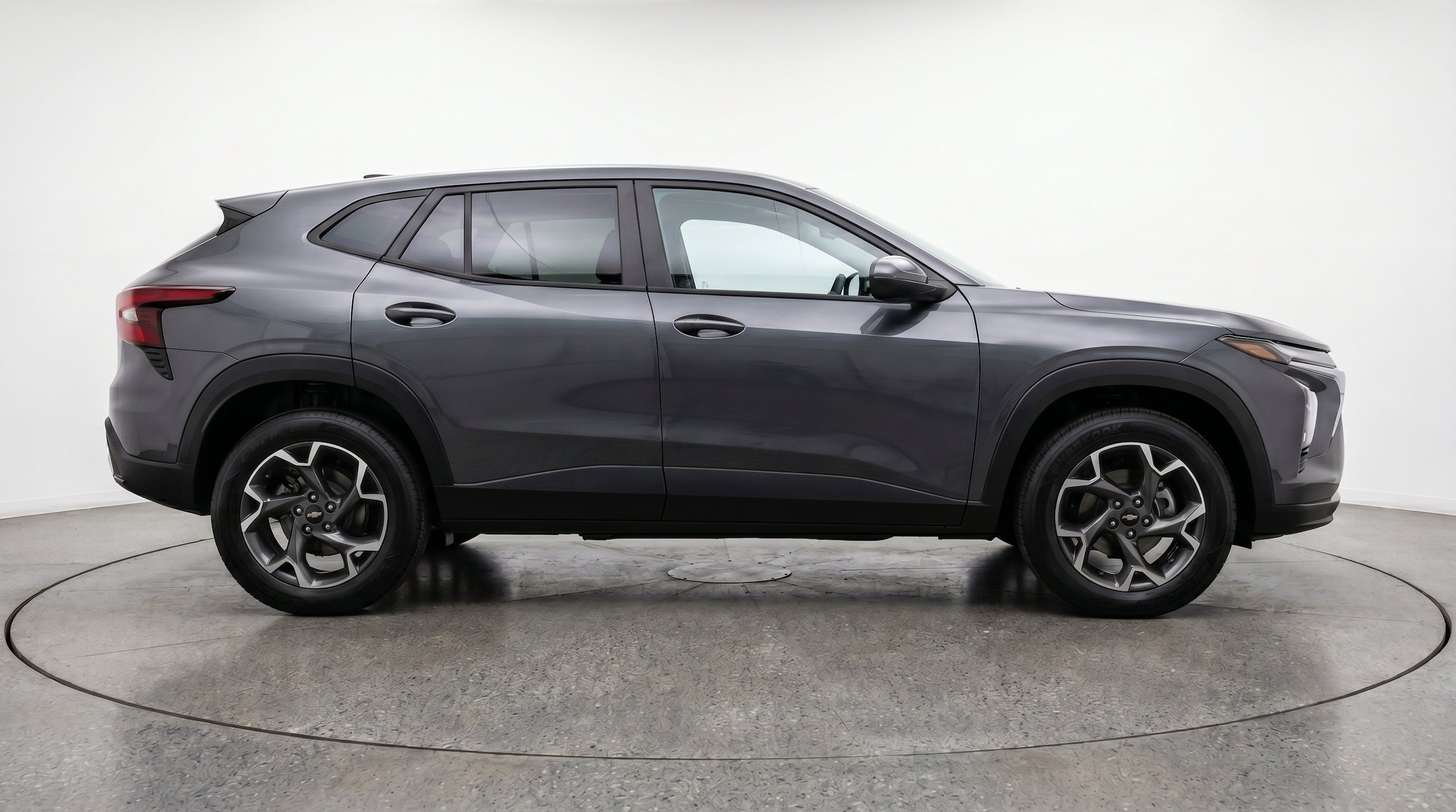 Thumbnail: 2025 Chevrolet Trax - 11