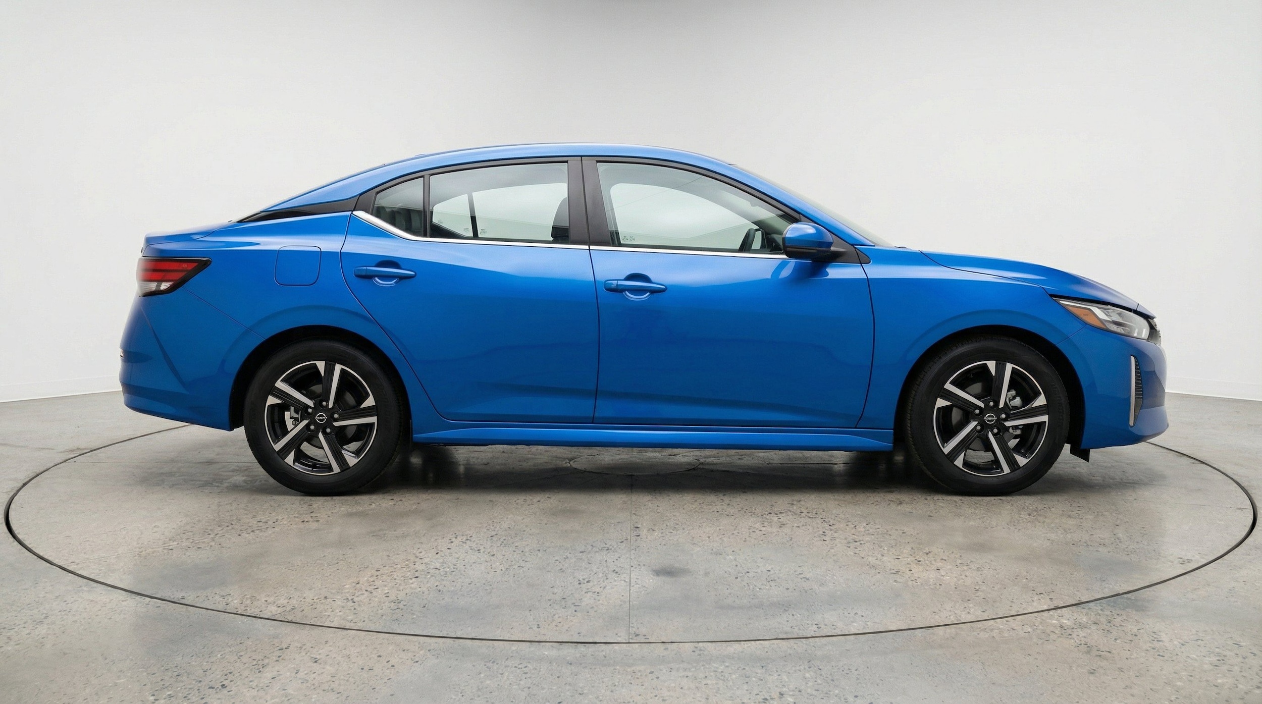Thumbnail: 2025 Nissan Sentra - 11