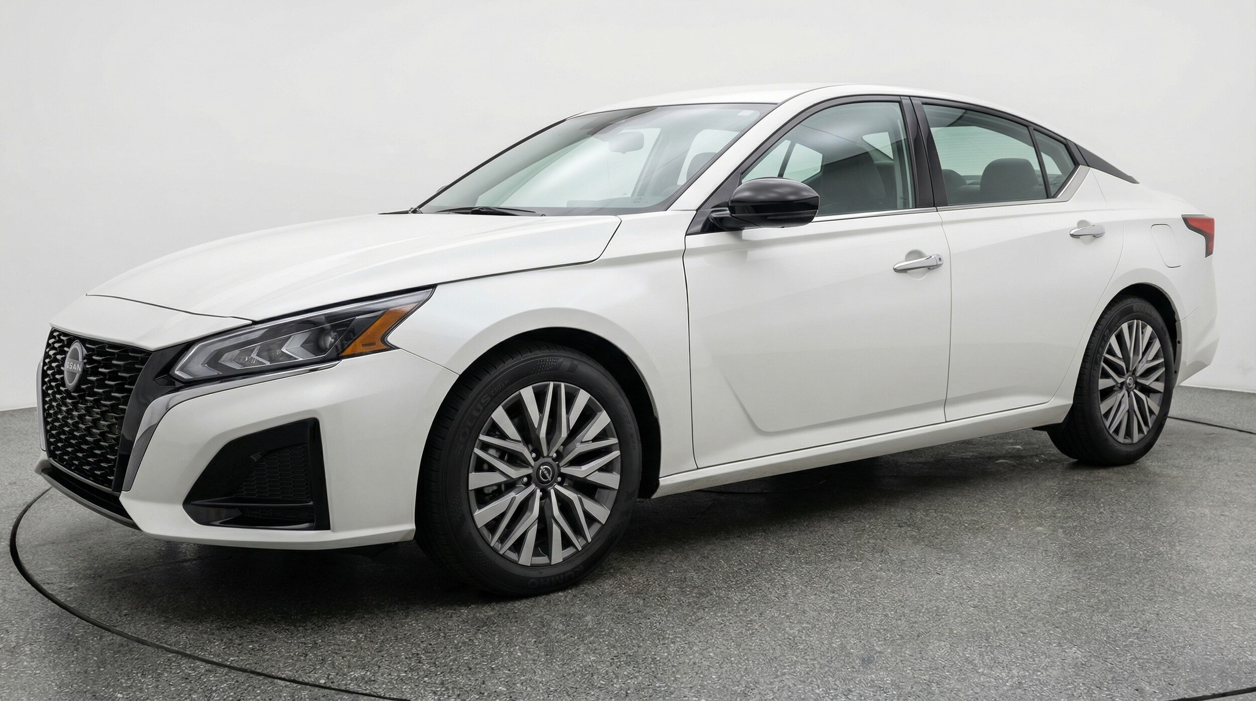 Thumbnail: 2025 Nissan Altima - 3