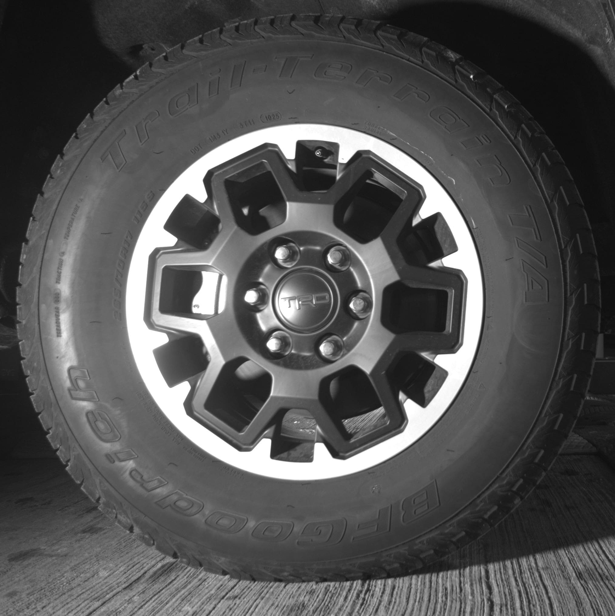 Thumbnail: 2025 Toyota Tacoma - 10