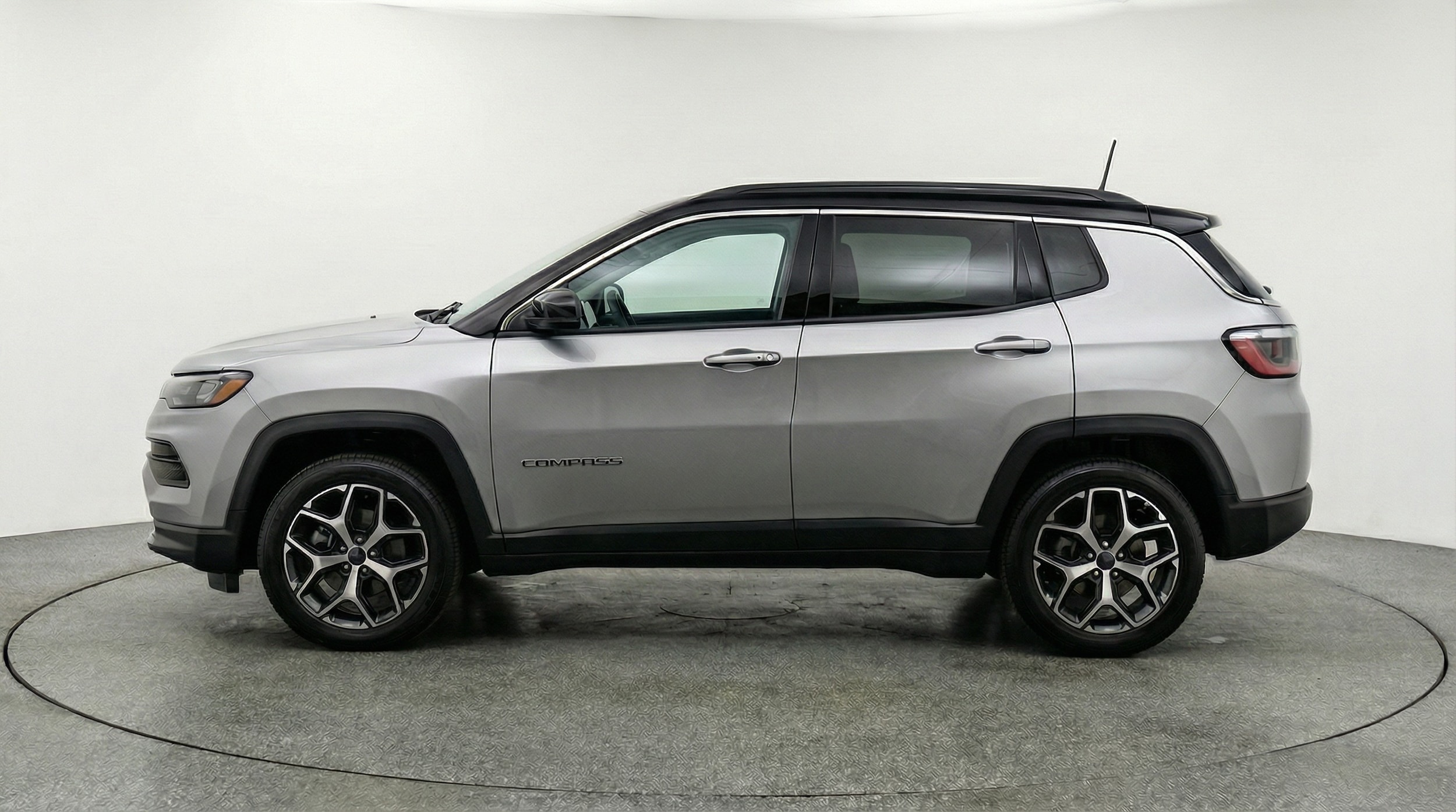 Thumbnail: 2025 Jeep Compass - 4