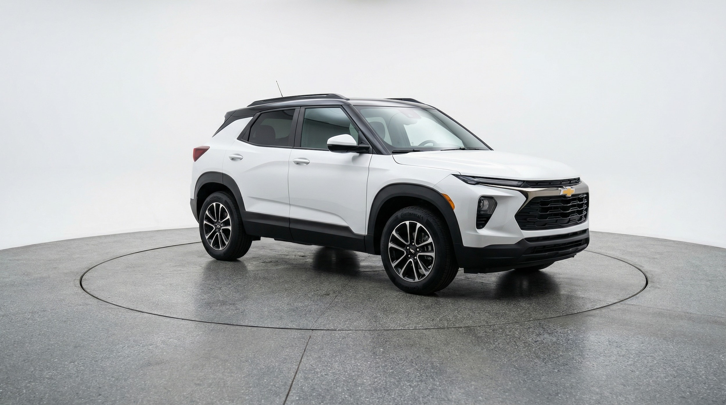 Thumbnail: 2025 Chevrolet TrailBlazer - 1