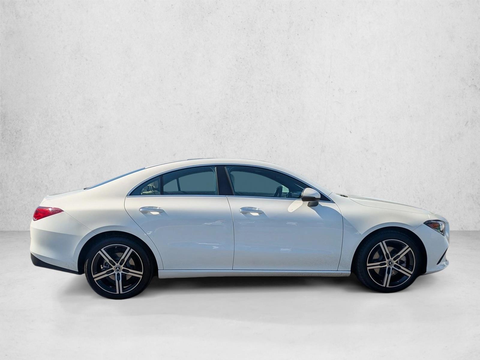 2022 Mercedes Benz CLA 250 photo 4
