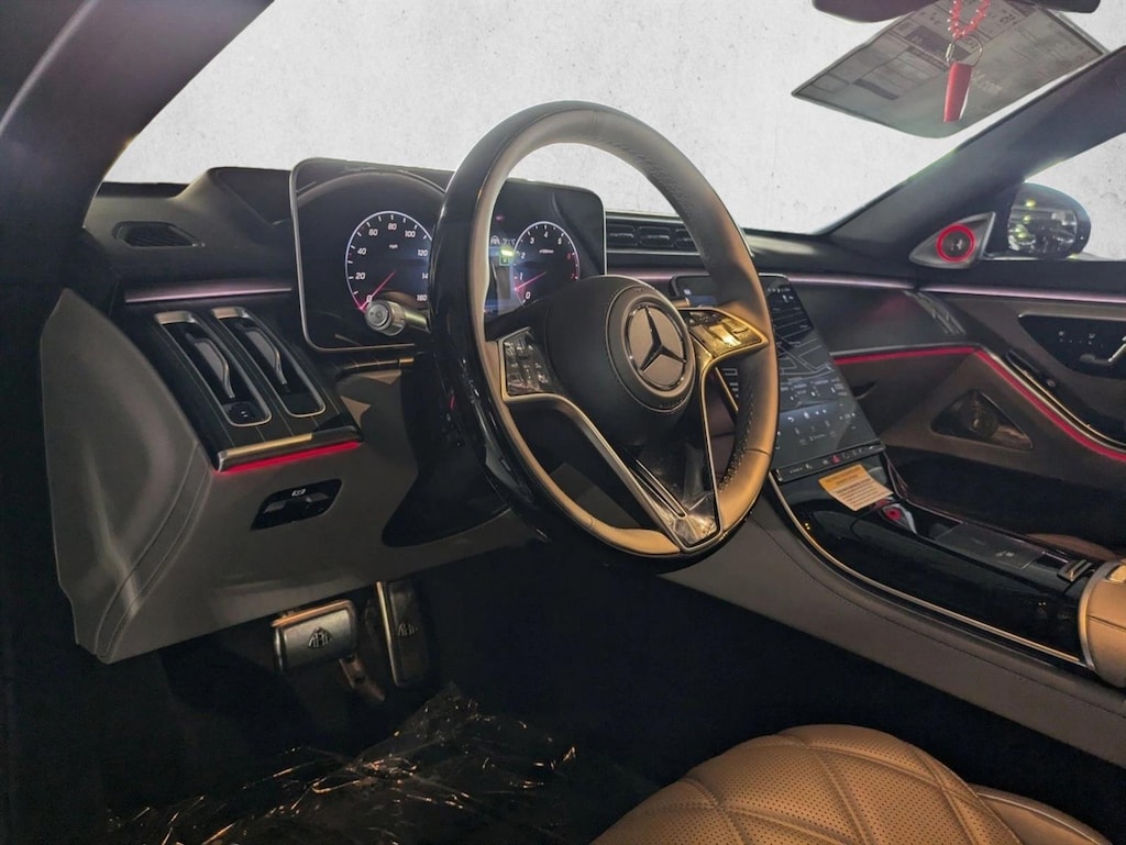 New 2025 Mercedes-Benz Maybach S 680 Maybach S 680 4MATIC ® Sedan Sedan