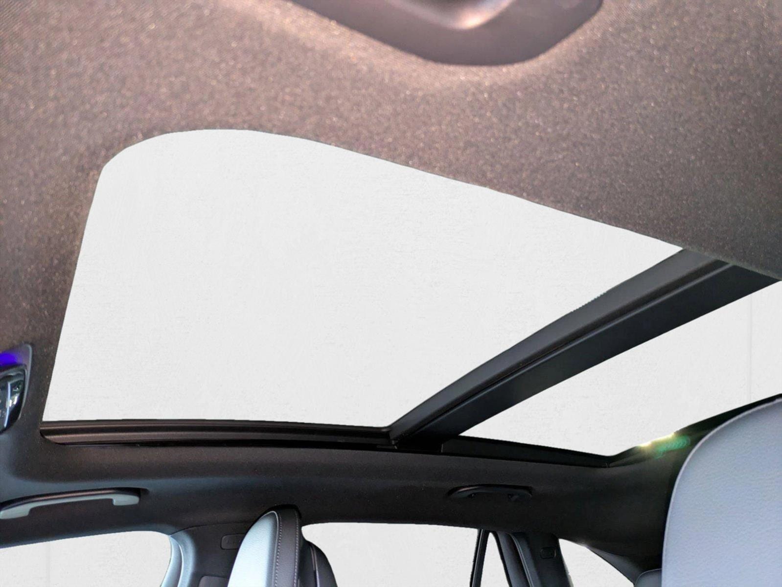 2025 Mercedes-Benz GLC Base - Photo 16