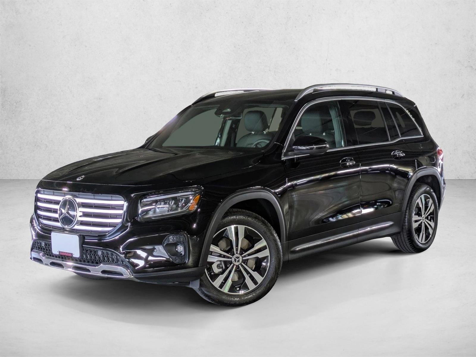 2025 Mercedes-Benz GLB GLB 250's photo