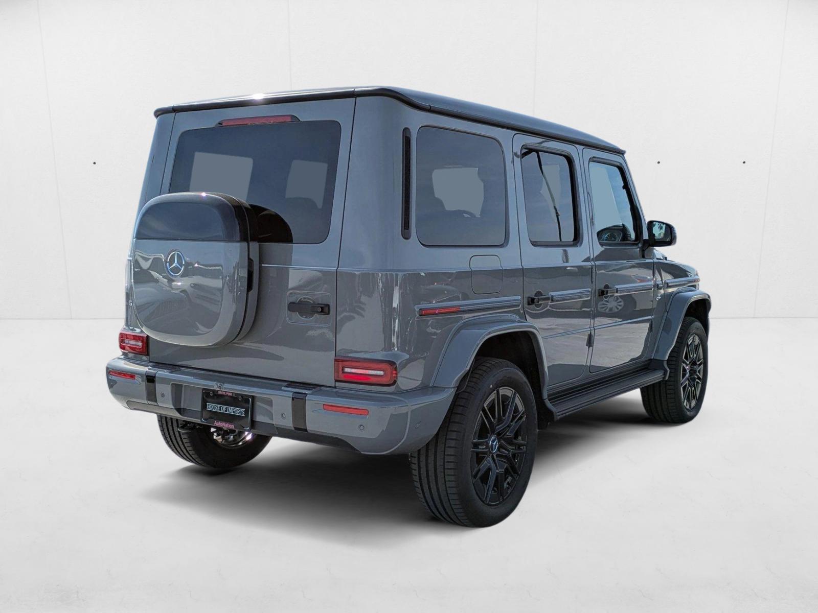 2025 Mercedes Benz G photo 2
