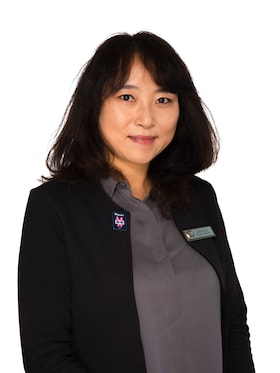 Staff member Alexis Shin from ID_7660c1ce290f