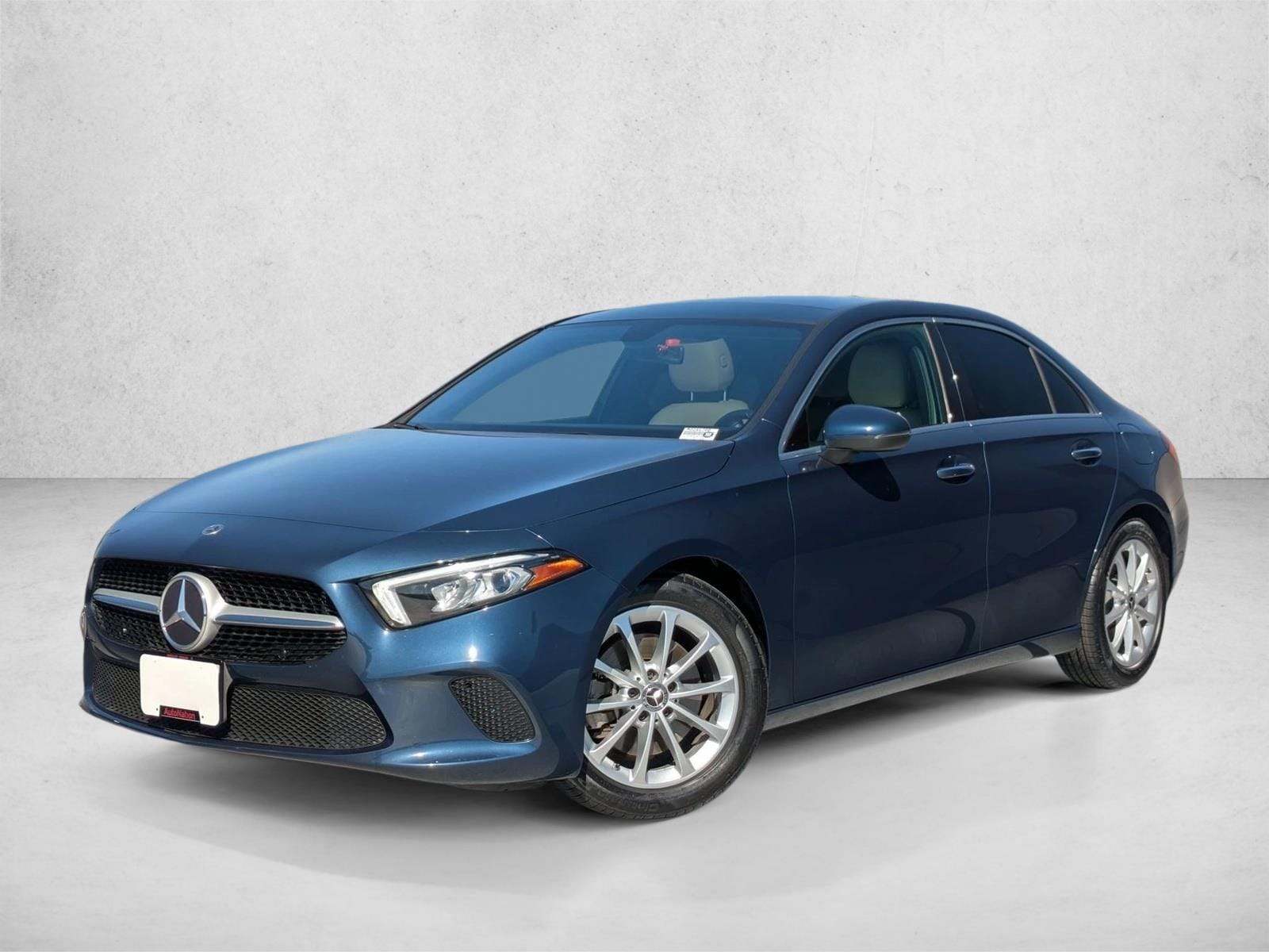 2021 Mercedes-Benz A-Class A220's photo