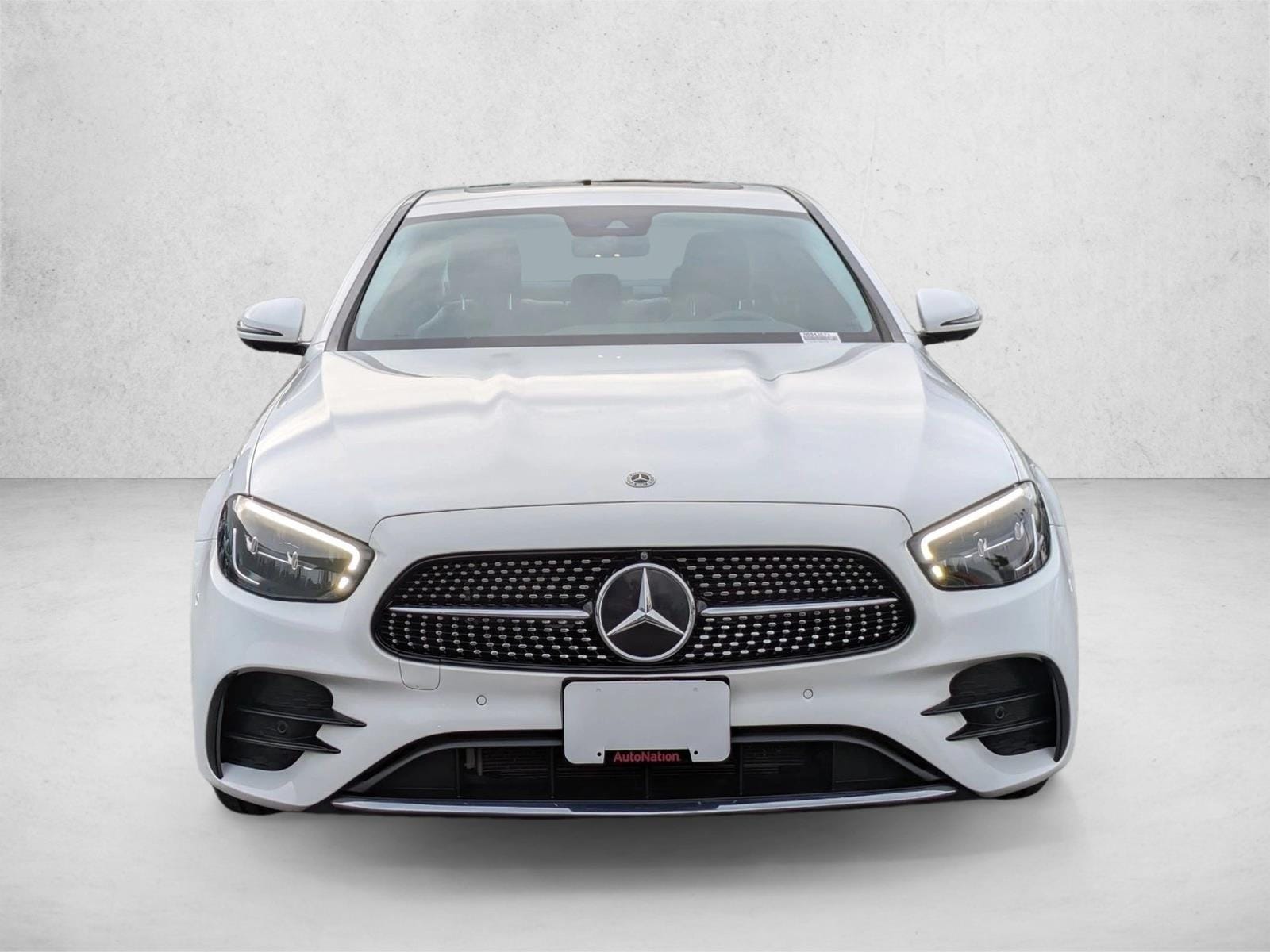 2022 Mercedes-Benz E-Class E350's photo