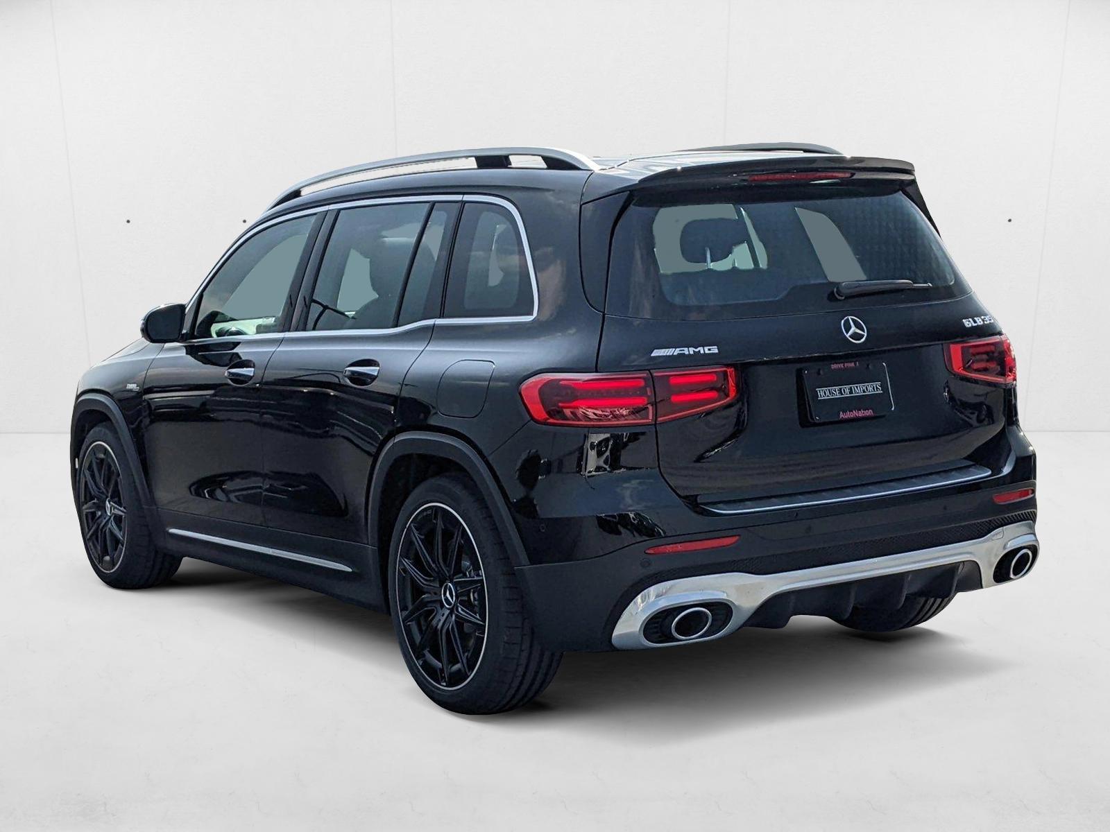 2025 Mercedes-Benz GLB GLB35 AMG - Photo 9