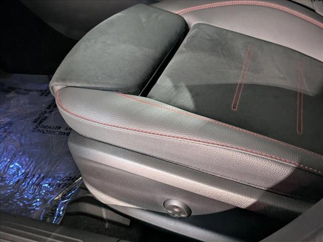 2025 Mercedes Benz CLA AMG 35 4MATIC photo 4