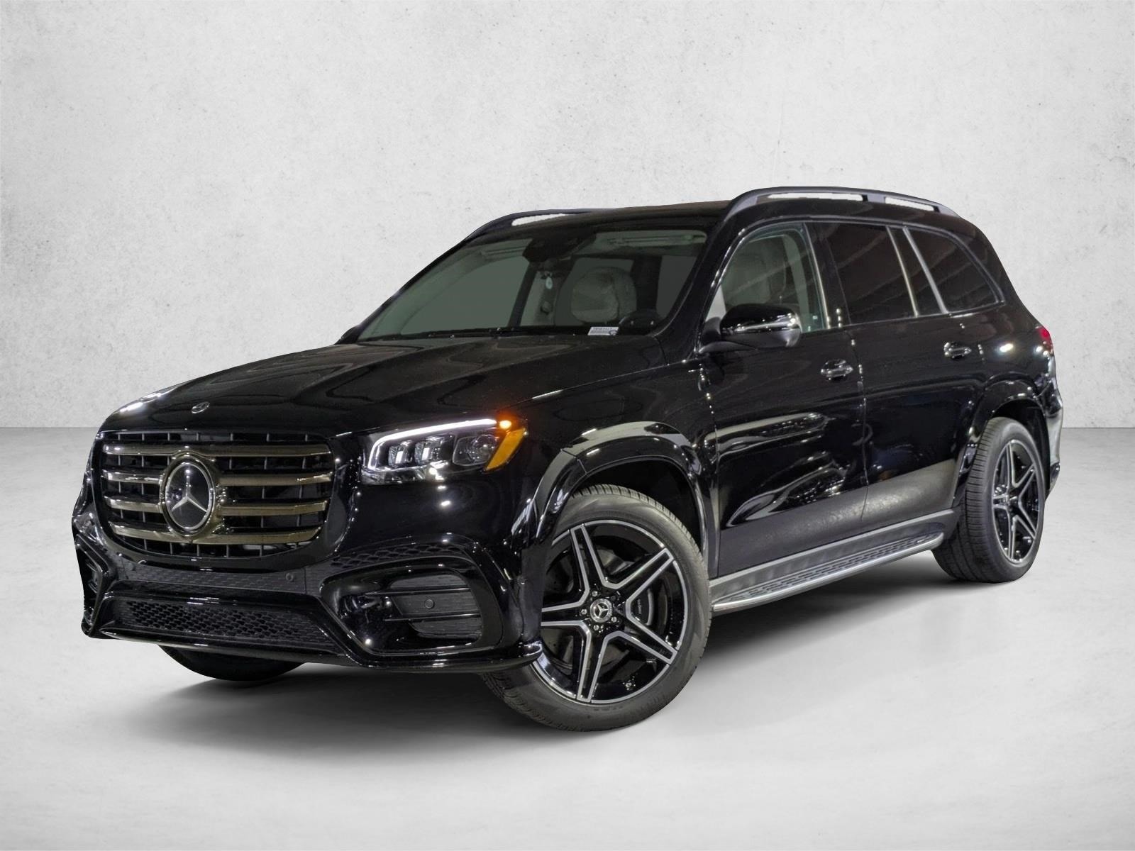 2026 Mercedes-Benz GLS Base's photo