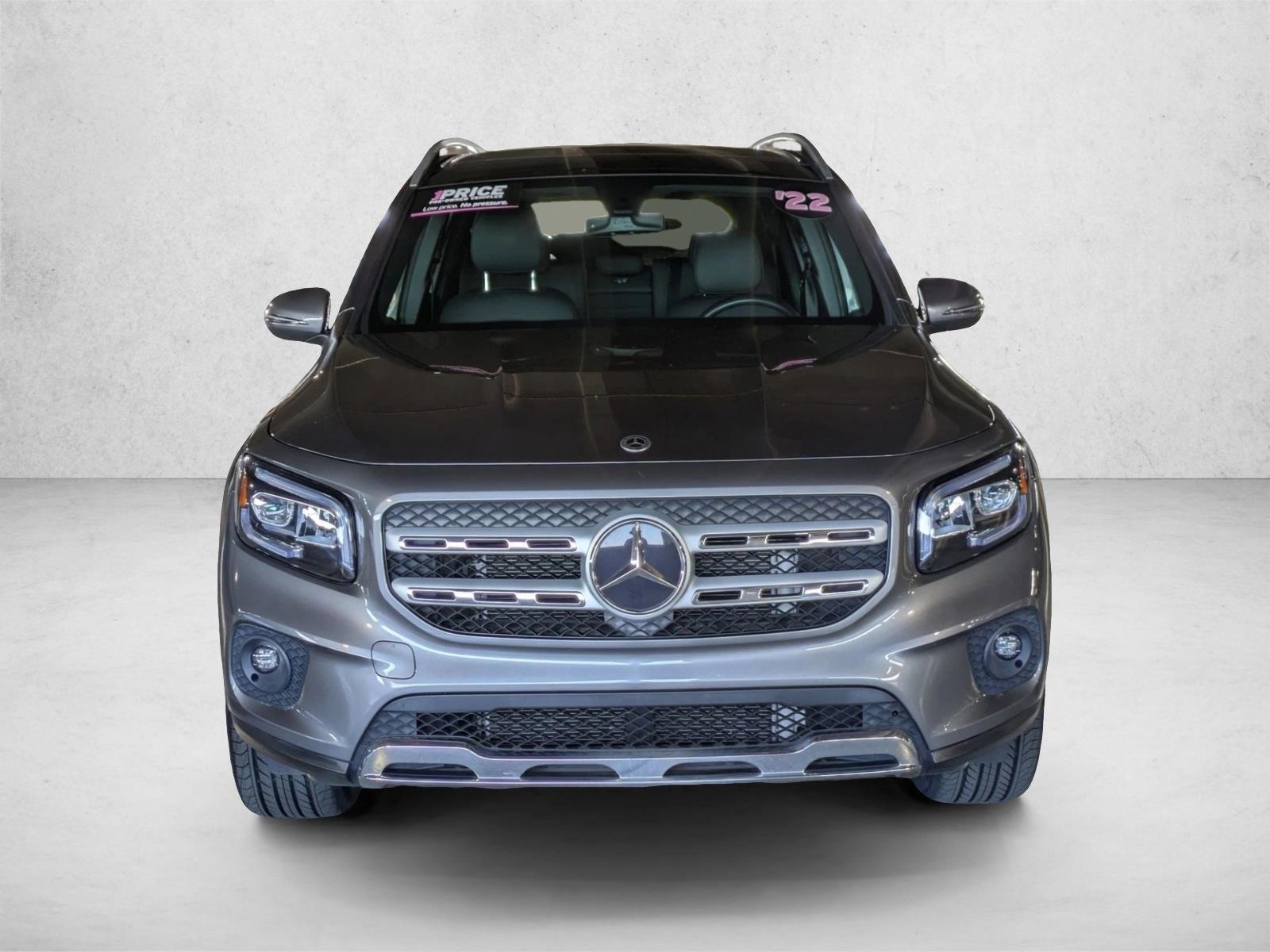 2022 Mercedes Benz GLB 250 photo 2