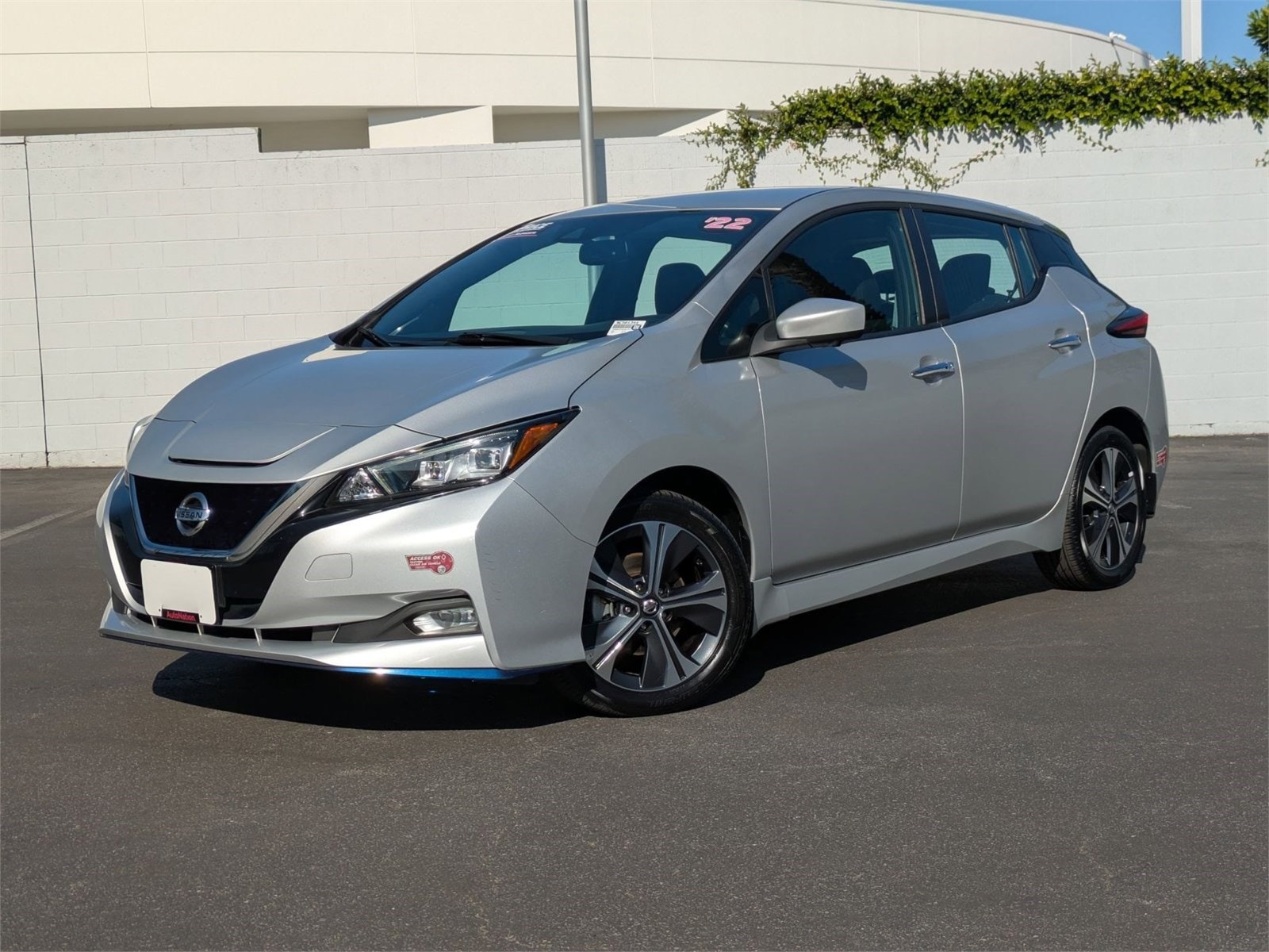 2022 Nissan LEAF SV Plus