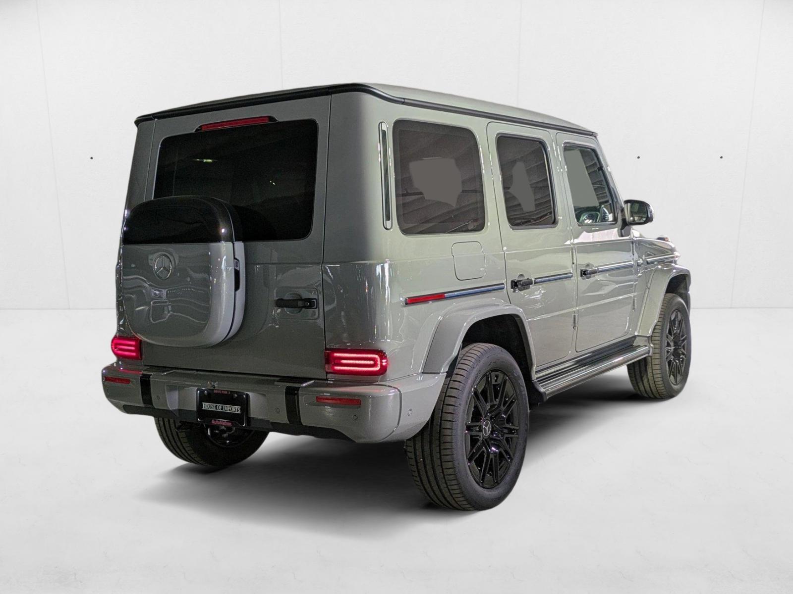2025 Mercedes Benz G photo 2