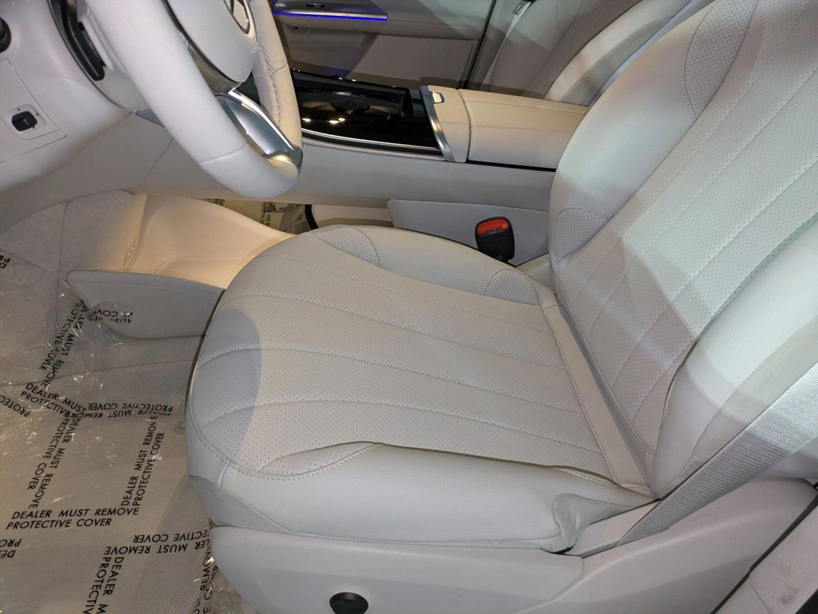 2026 Mercedes Benz EQE SUV 4MATIC photo 3