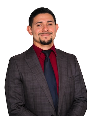 Staff member Paul Jovel from ID_7660c1ce290f