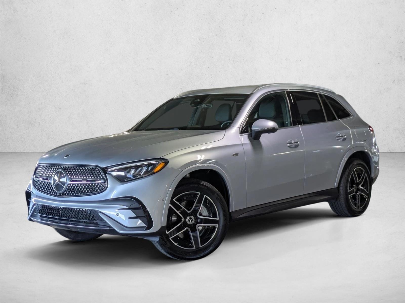 2025 Mercedes-Benz GLC