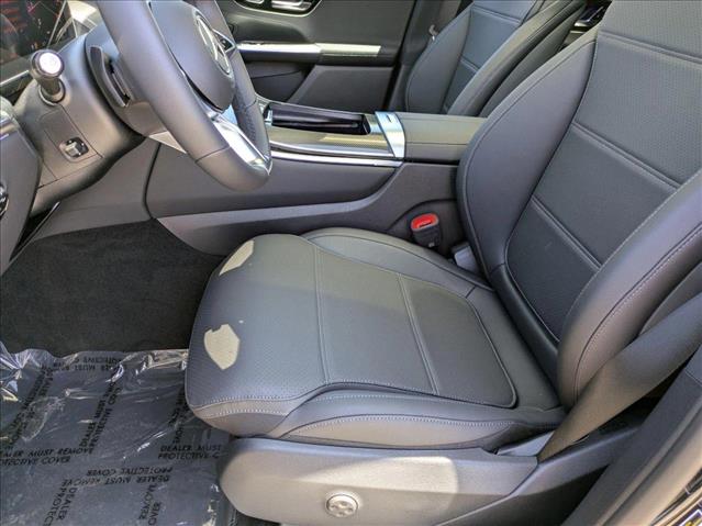 2025 Mercedes Benz GLC 300 4MATIC Coupe photo 4