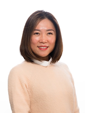 Staff member Lin Lin Ma from ID_7660c1ce290f