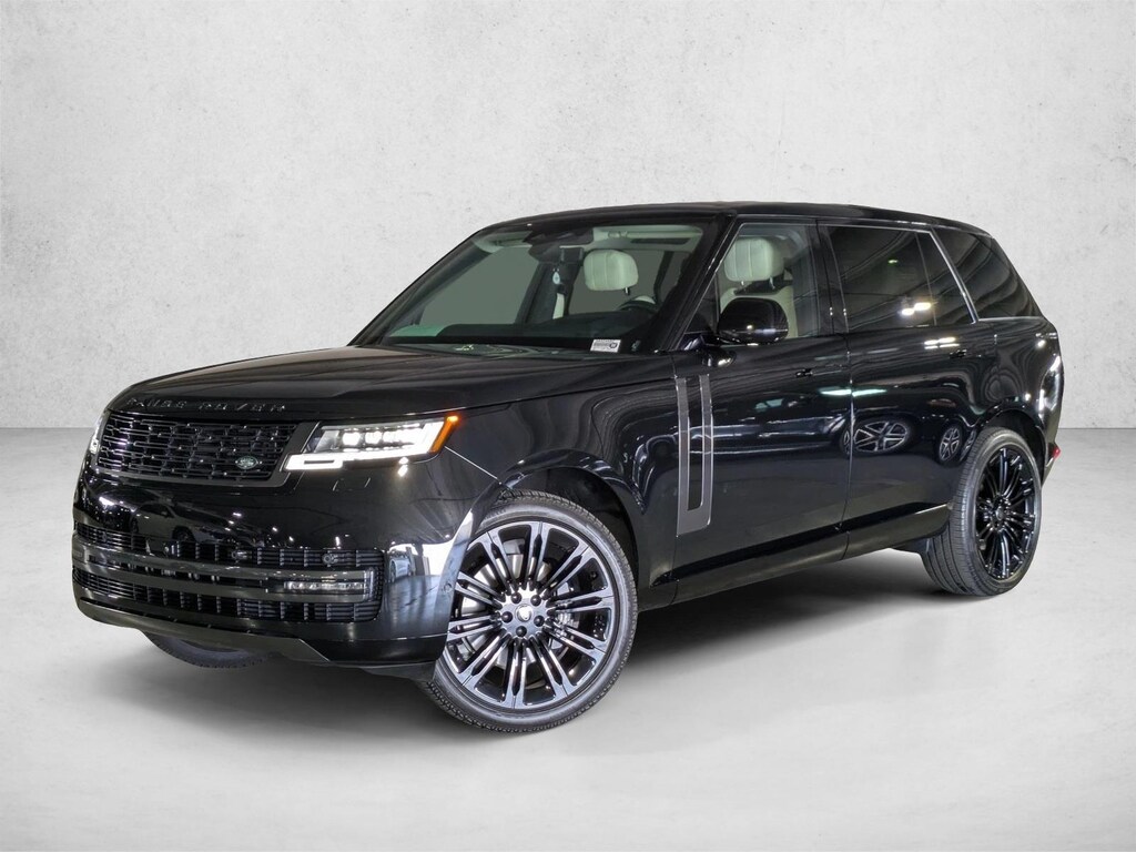 Used 2025 Land Rover Range Rover P400 SE 7 Seat SUV