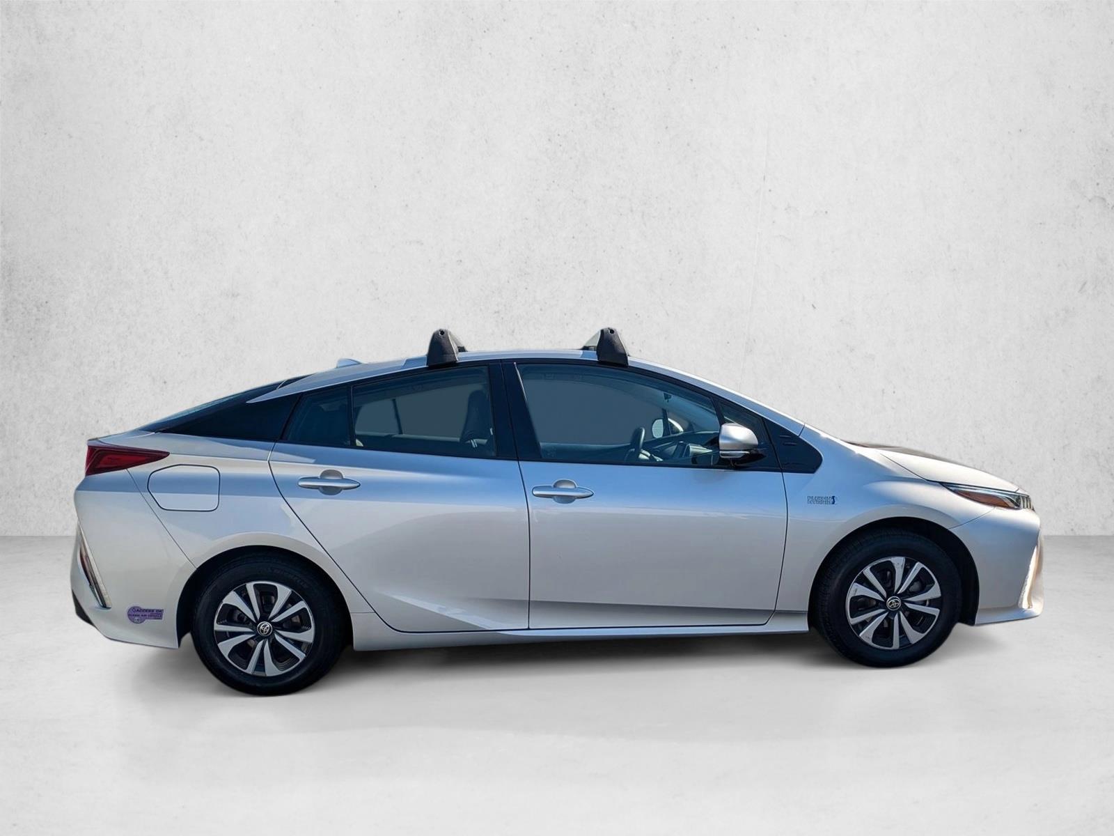 2019 Toyota Prius Prime Premium photo 4