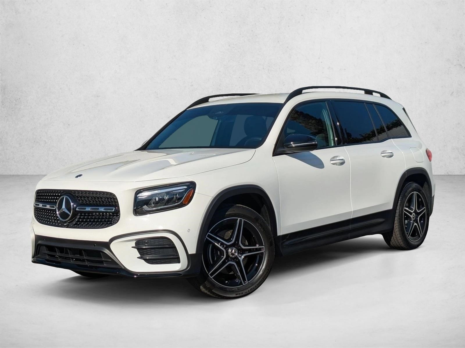 2025 Mercedes-Benz GLB Base's photo