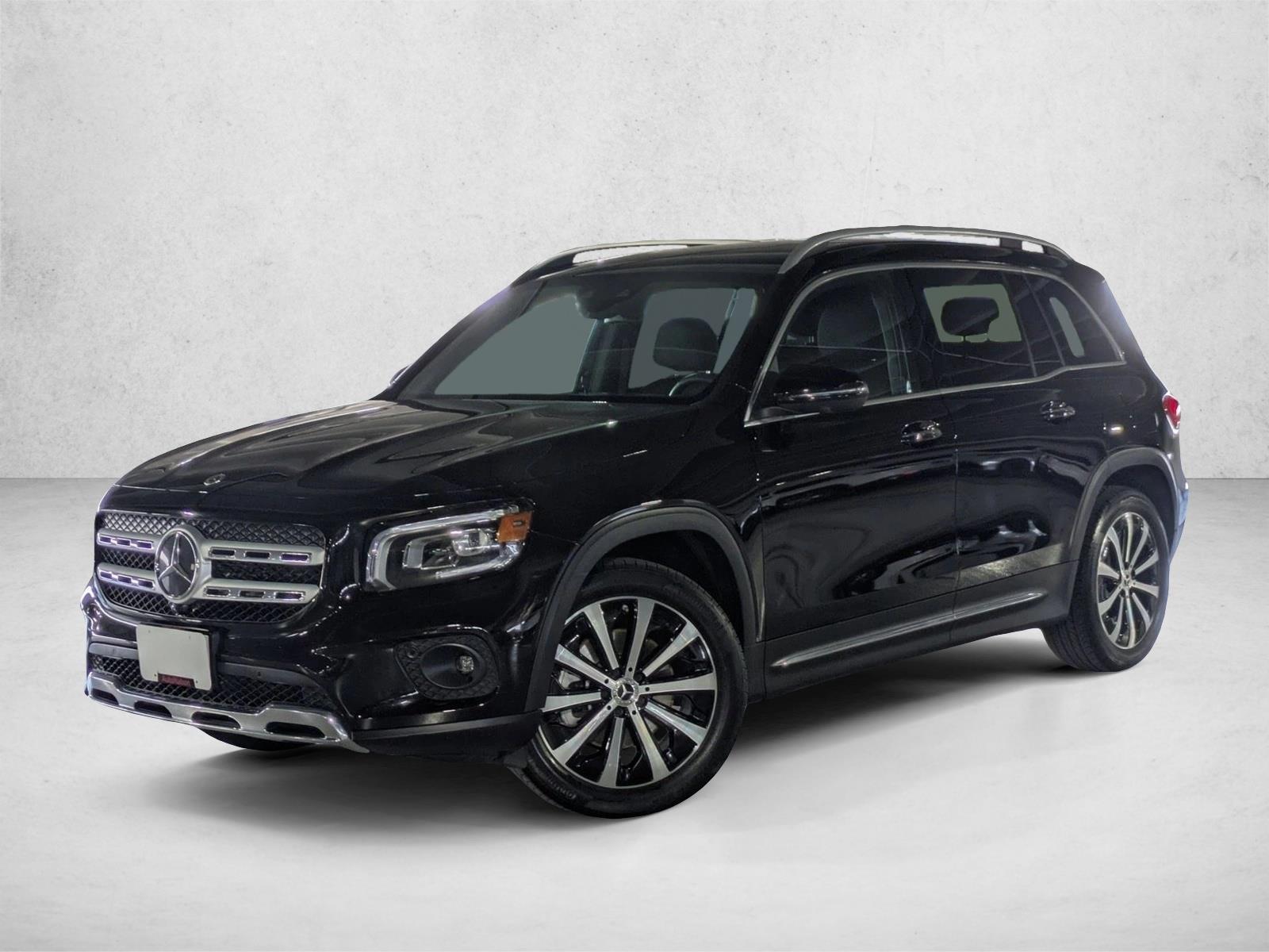 2022 Mercedes-Benz GLB GLB 250's photo