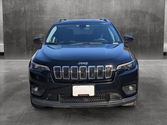 Used 2019 Jeep Cherokee Latitude with VIN 1C4PJLCB1KD131413 for sale in Buena Park, CA