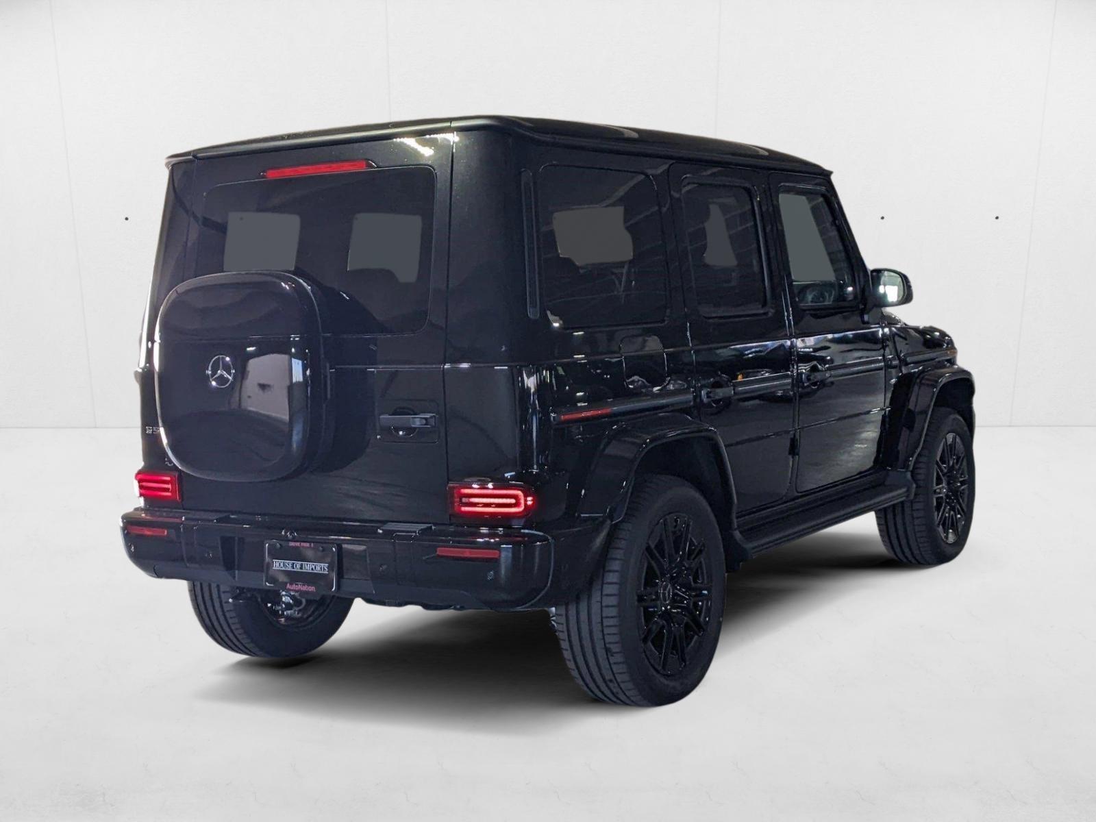 2025 Mercedes Benz G photo 2