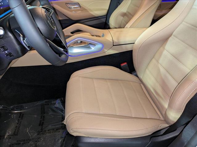 2025 Mercedes Benz GLE 580 4MATIC photo 3