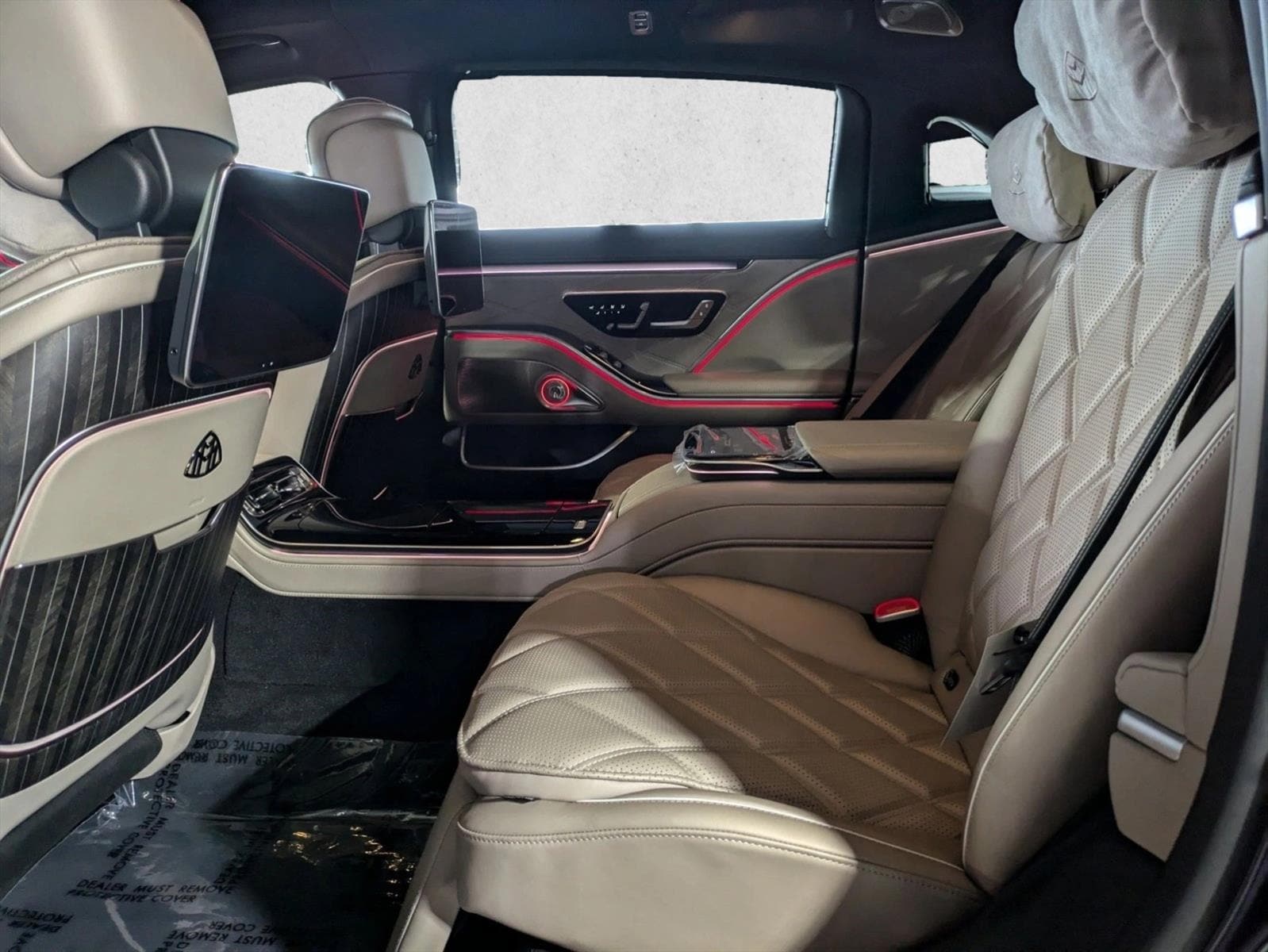 2025 Mercedes-Benz S-Class Maybach - Photo 16