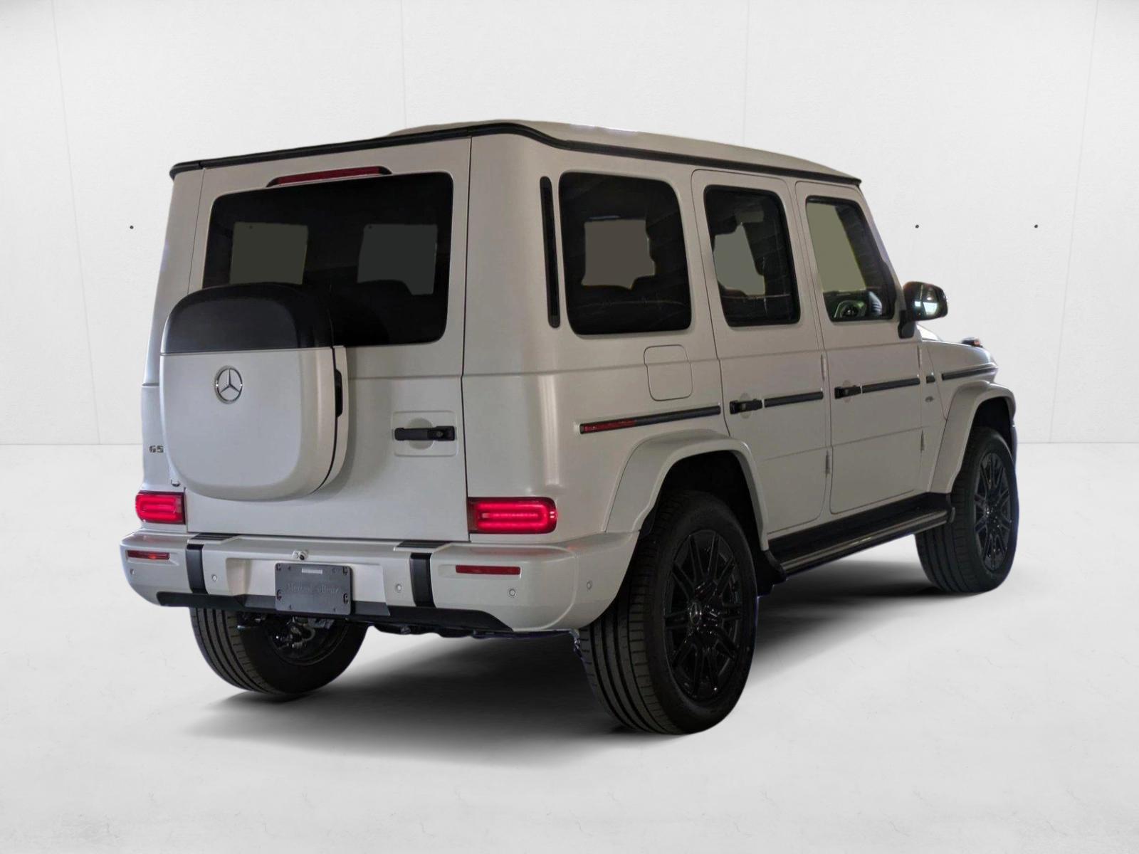2025 Mercedes Benz G photo 2