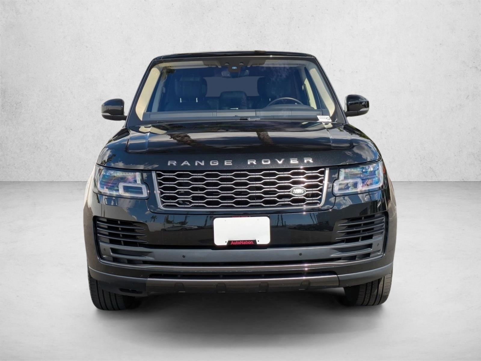 2020 Land Rover Range Rover photo 2
