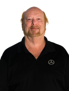 Staff member Steven Price from ID_5935bd9ef148