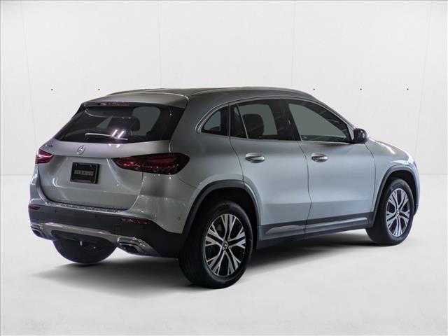 2026 Mercedes Benz GLA 250 photo 2