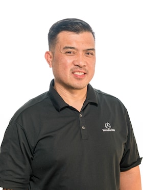 Staff member Allan Halina from ID_87de37b99d9d