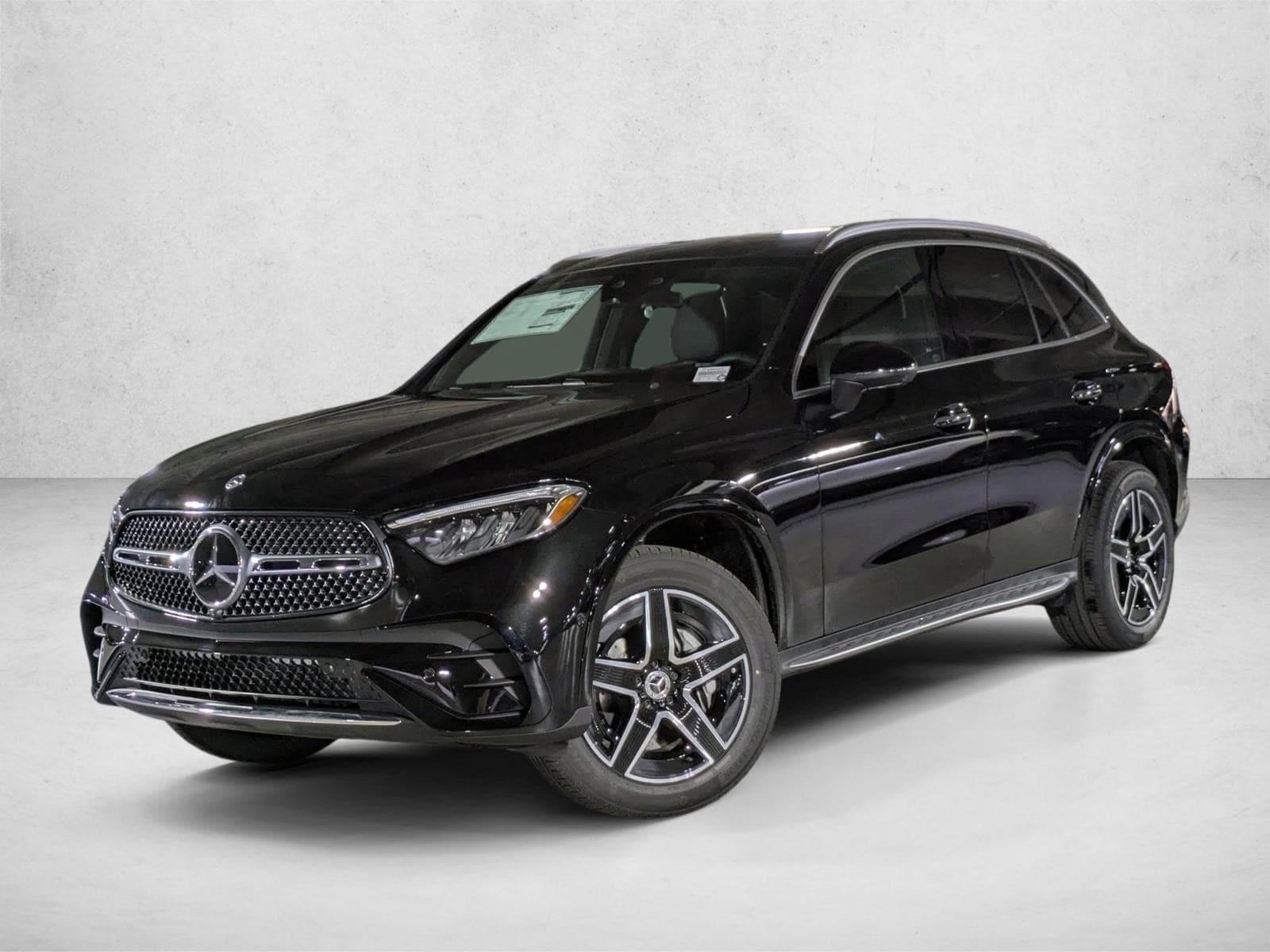 2026 Mercedes-Benz GLC Base's photo