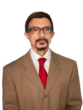 Staff member Ron Amani from ID_7660c1ce290f