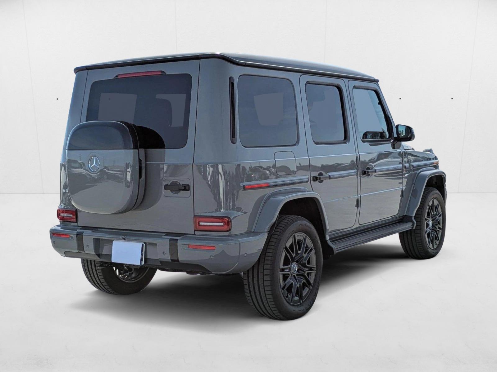 2025 Mercedes Benz G photo 2